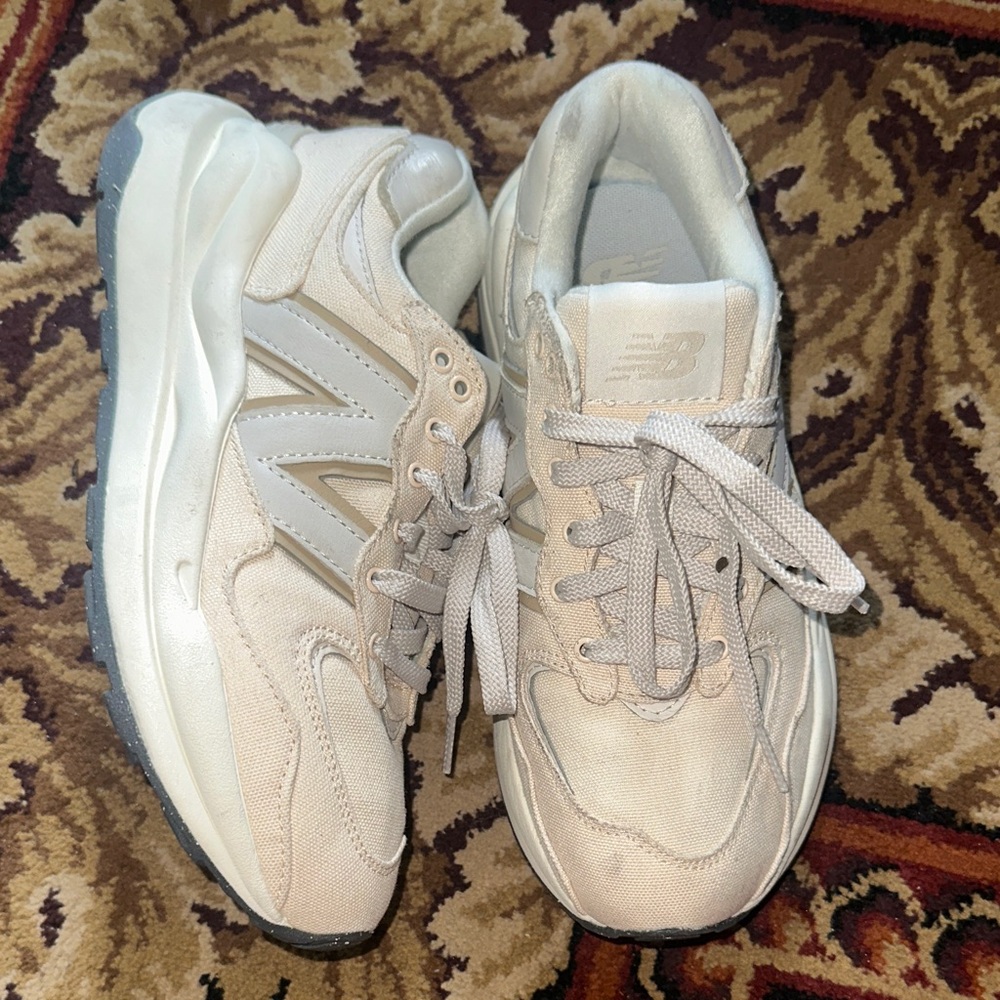 New Balance Women's Beige Sneakers